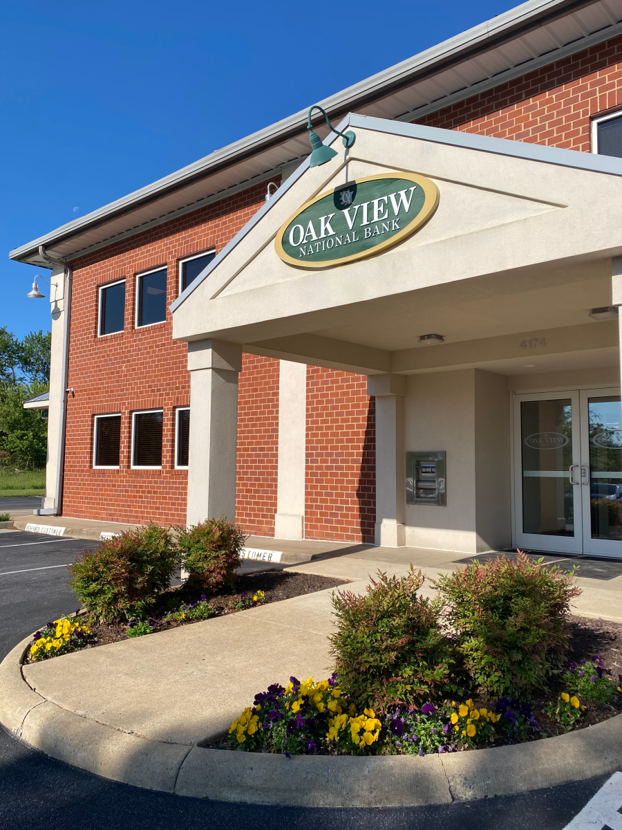 An exterior photo of the OVNB Marshall Location